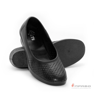 Туфли женские кожаные закрытые с ПВХ-подошвой и перфорацией чёрные